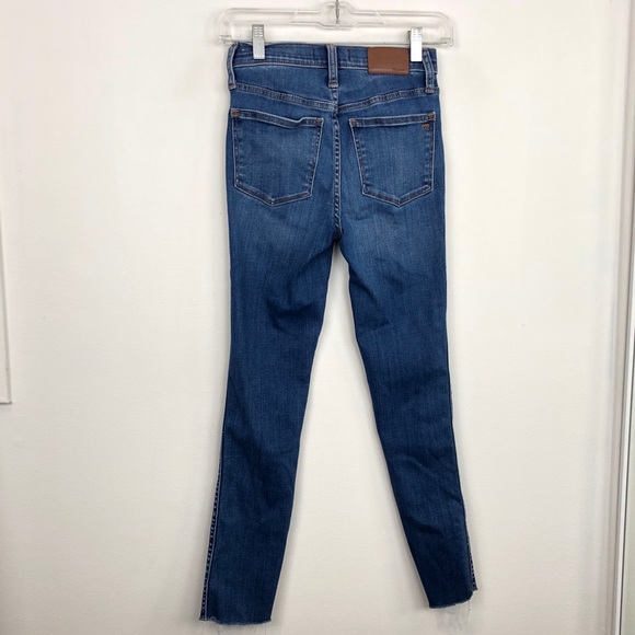 Madewell 10” High Rise Skinny Crop Jeans Button - Picture 7 of 10
